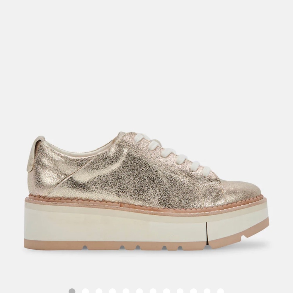 Platform sneakers